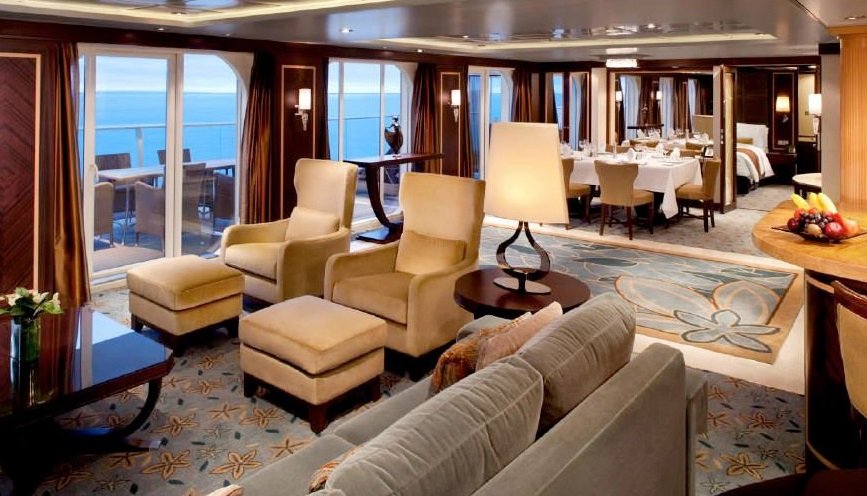 Сьют "Royal Suite with Balcony"