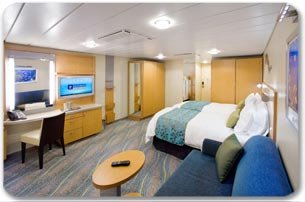 Внутренняя каюта "Family Interior Stateroom"