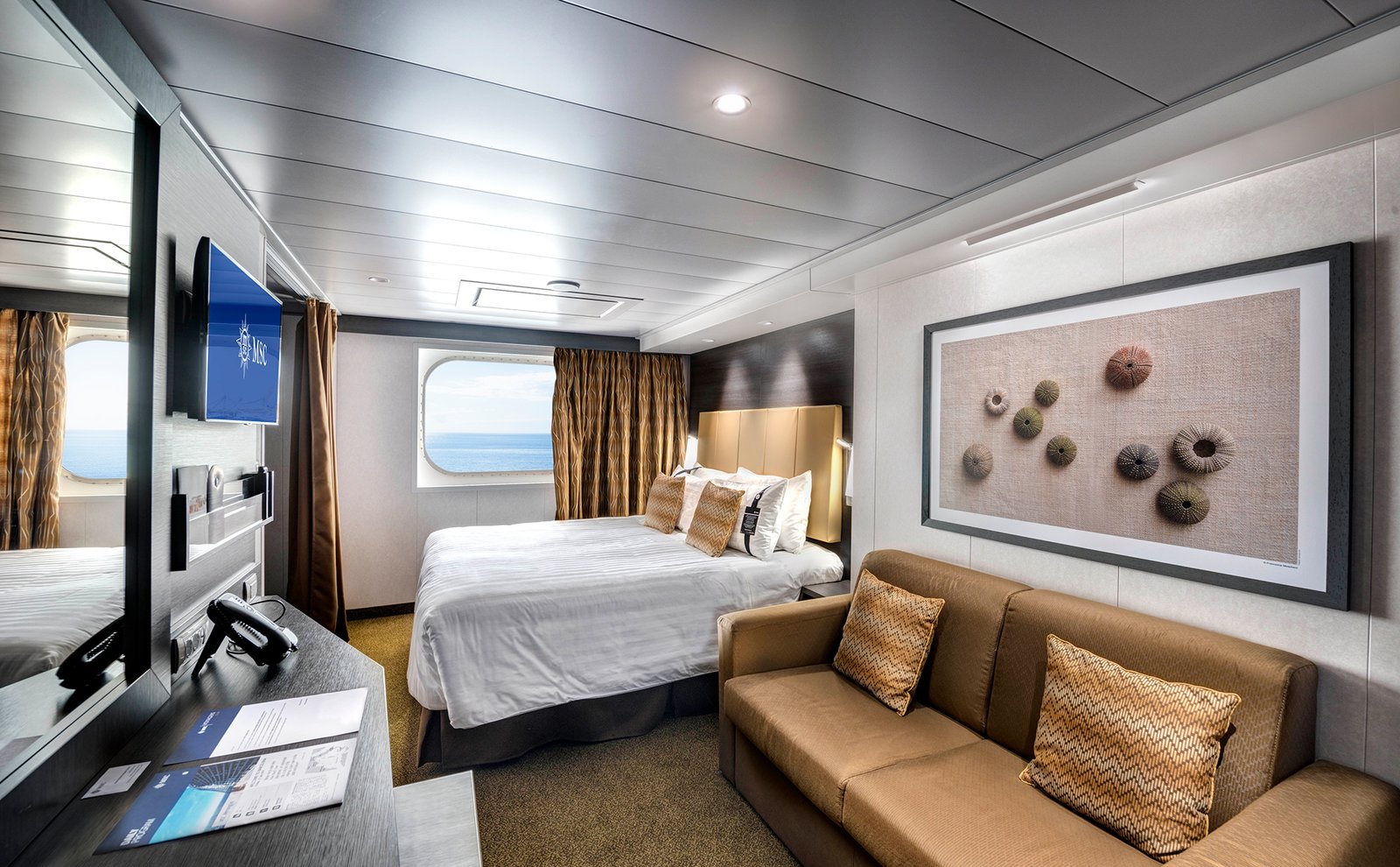 Cabin with balcony - OV "FANTASTICA" 12-25 m² (Deck 8)