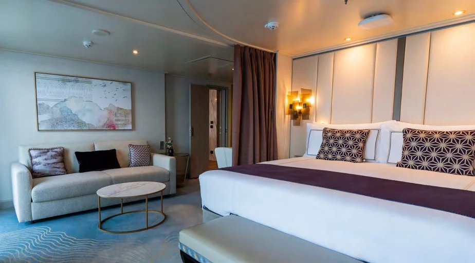 Signature Suite