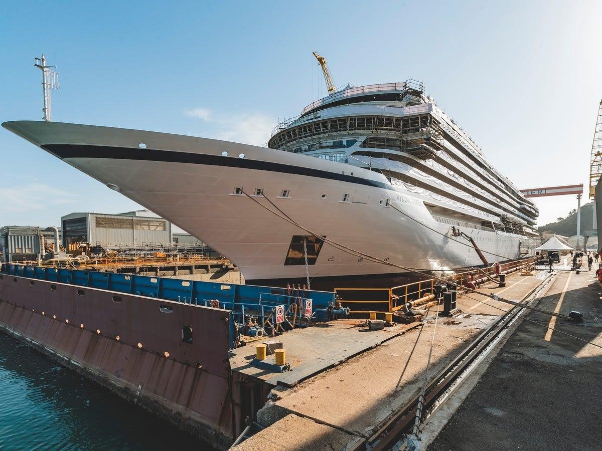 Viking Astrea спустили на воду: новий водневий лайнер Viking дебютує у 2027 році